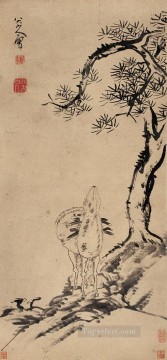 バダ・シャンレン・ズー・ダー Painting - 松と鹿の古い墨